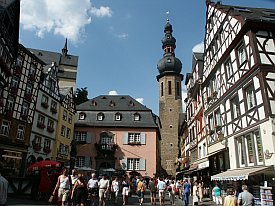 Bild: (23983 Bytes)